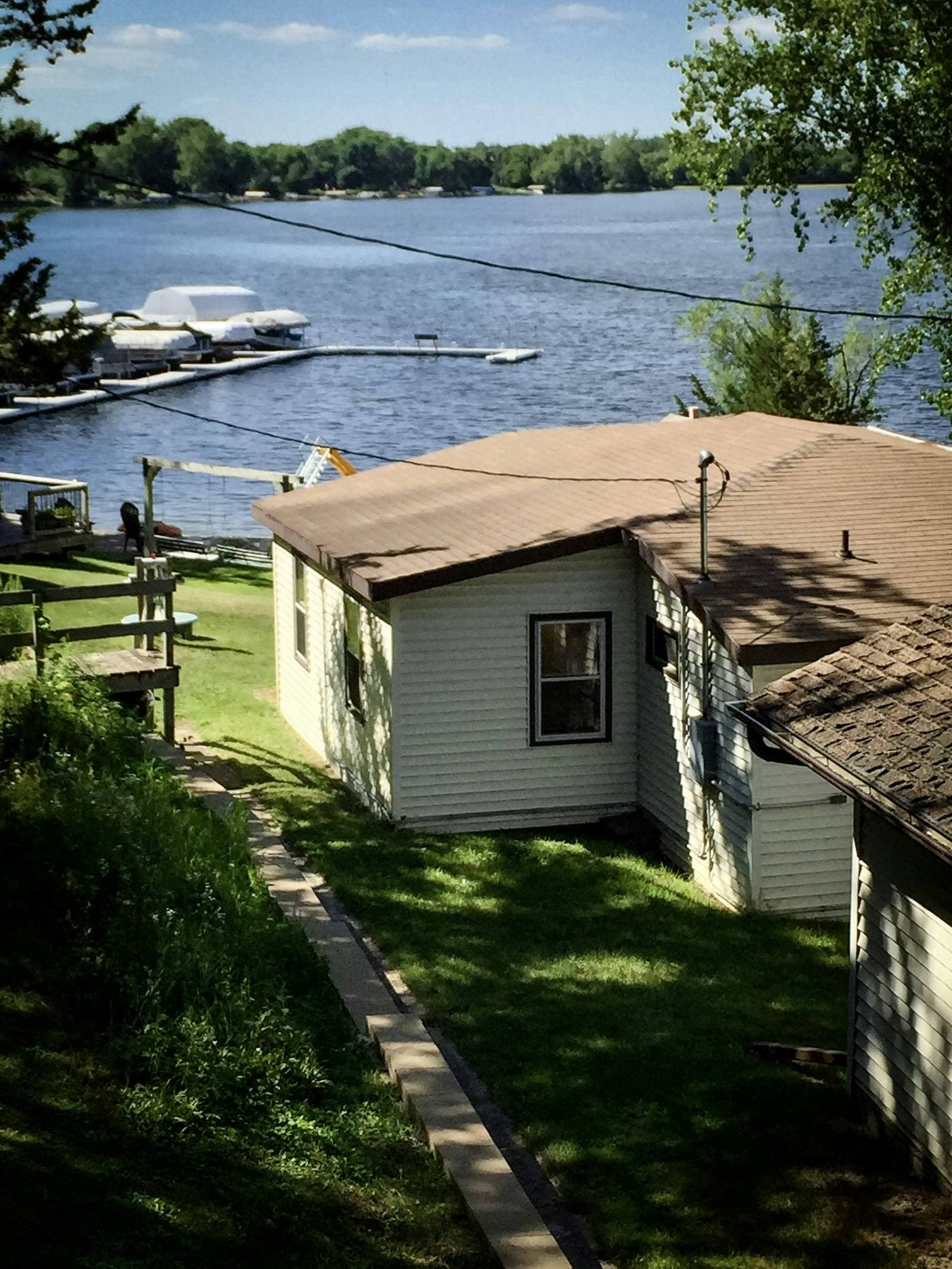 Minnesota lake home at the water's edge. Ramsey County appeal guide.